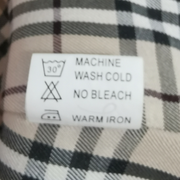 Burberry London Hooded Raincoat Black, Tan Plaid - Picture 6 of 8